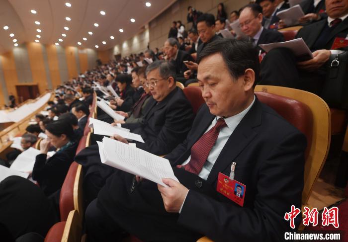 圖為浙江省十三屆人大三次會議現(xiàn)場?！⊥鮿?攝